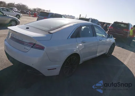 2016 Lincoln Mkz z USA, uszkodzony, nr VIN 3LN6L2JKXGR618283